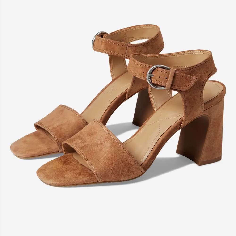 NYDJ Liz Sandal in “Saddle” tan color. Size W 6M. Includes original box.